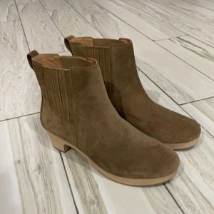 Madewell suede clog boot